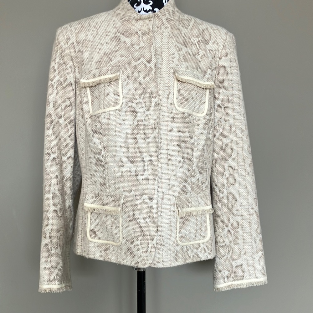 Liz Claiborne cream and taupe snake print snapped front blazer